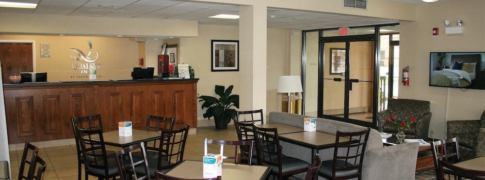 Quality Inn Fredericksburg-Central Park Area Экстерьер фото